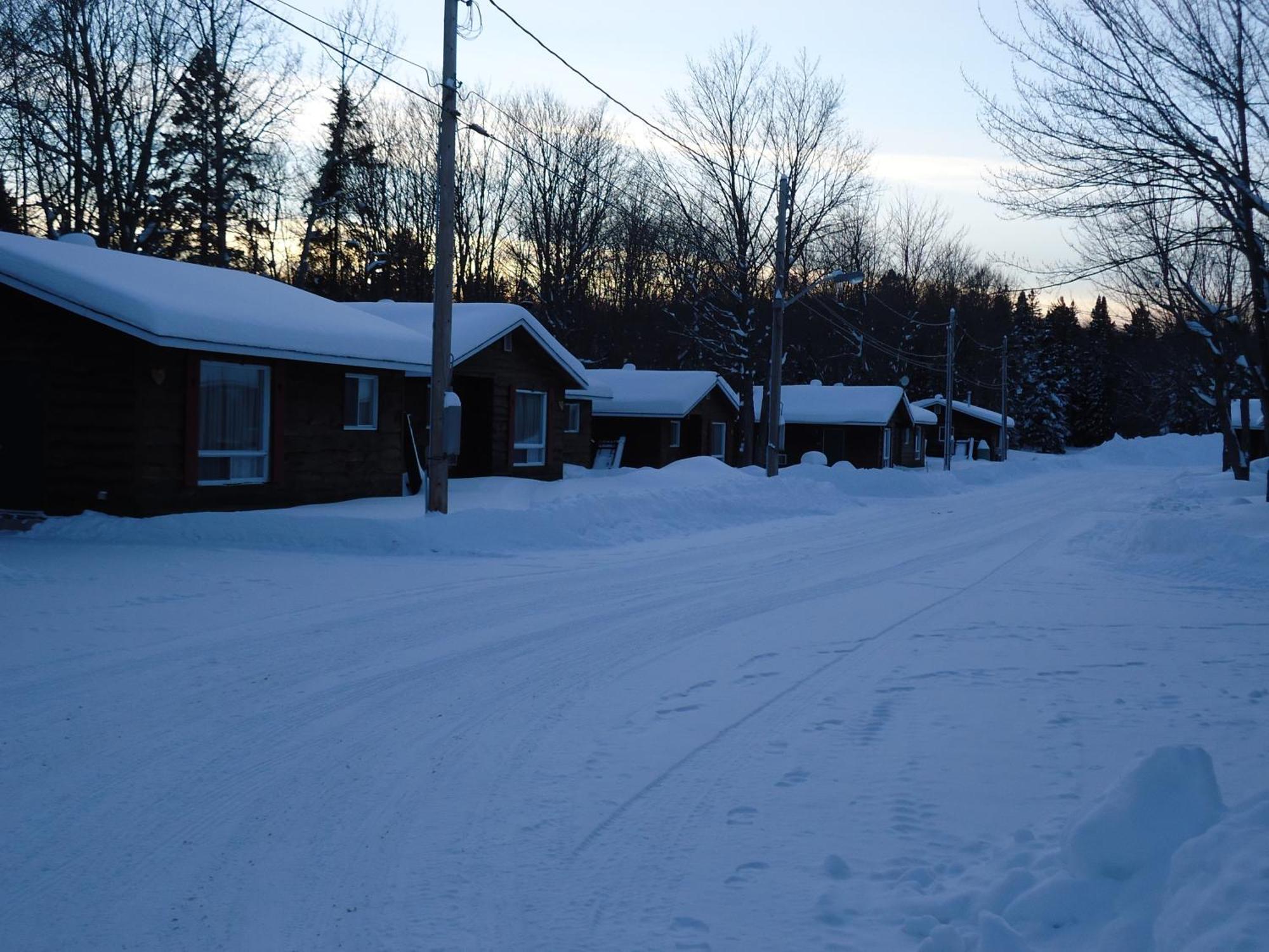 Glenview Cottages Су Сент Мари Екстериор снимка